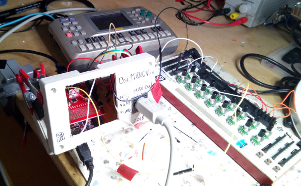 OscMidiCVCtrl is a MIDI to CV/Gate controller.